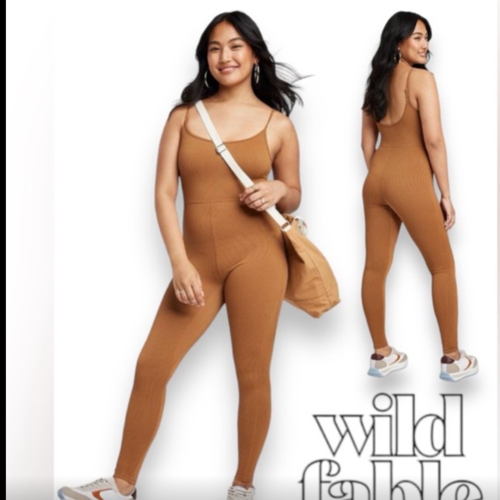 NWT Women's Seamless Fabric Bodysuit - Wild Fable Brown